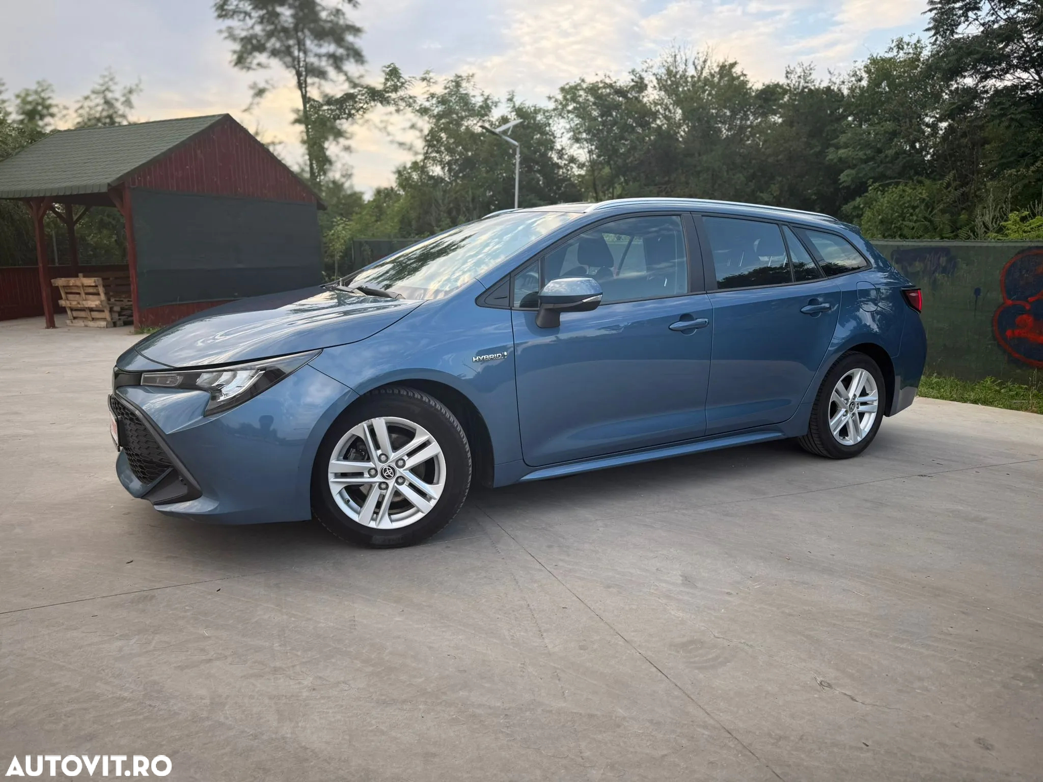 Toyota Corolla 1.8 HSD Dynamic GR Sport - 3