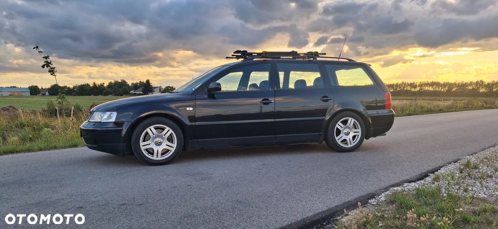 Volkswagen Passat 2.8 V6 4Motion Highline - 6