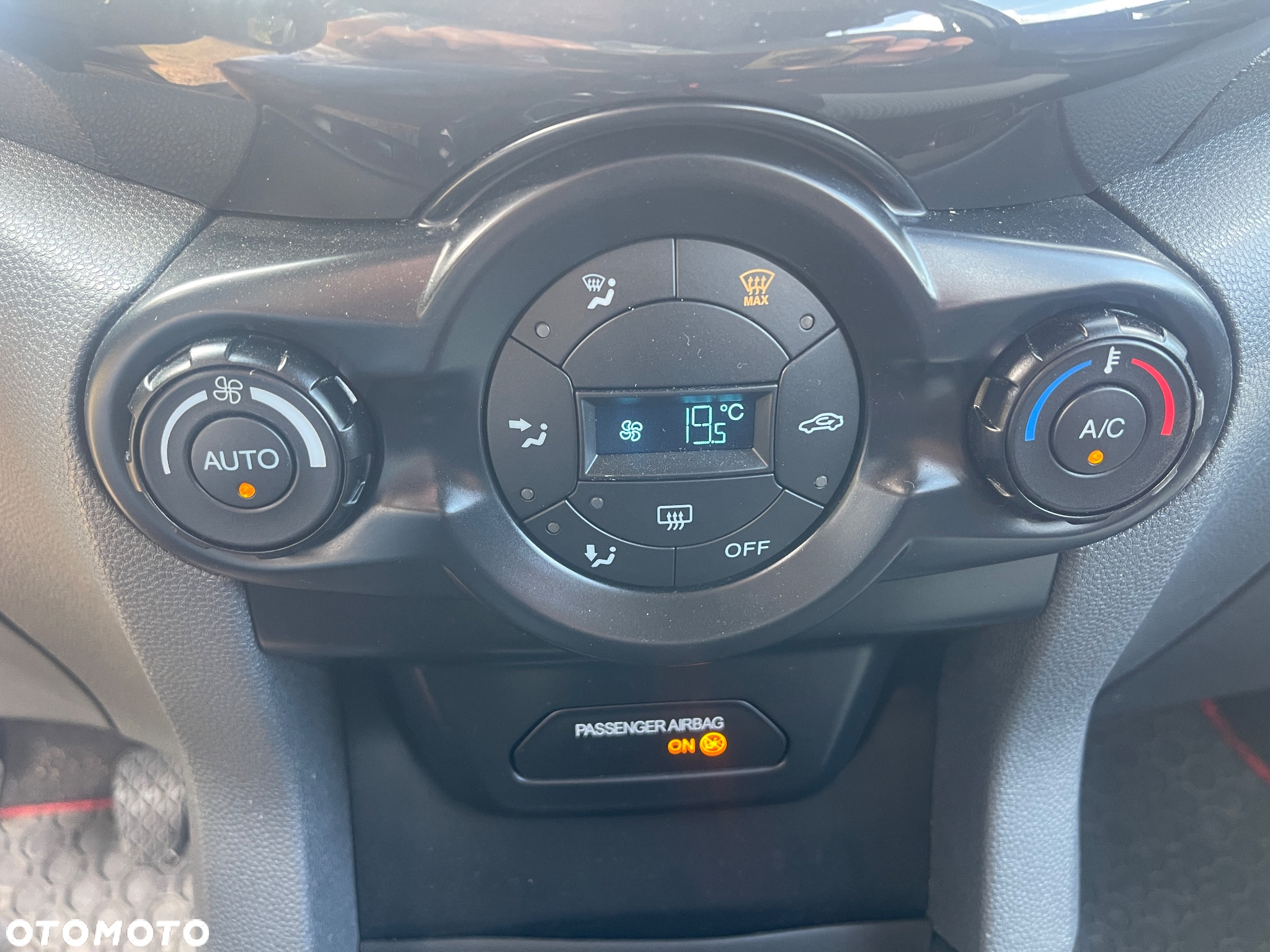 Ford EcoSport 1.0 EcoBoost TITANIUM - 26