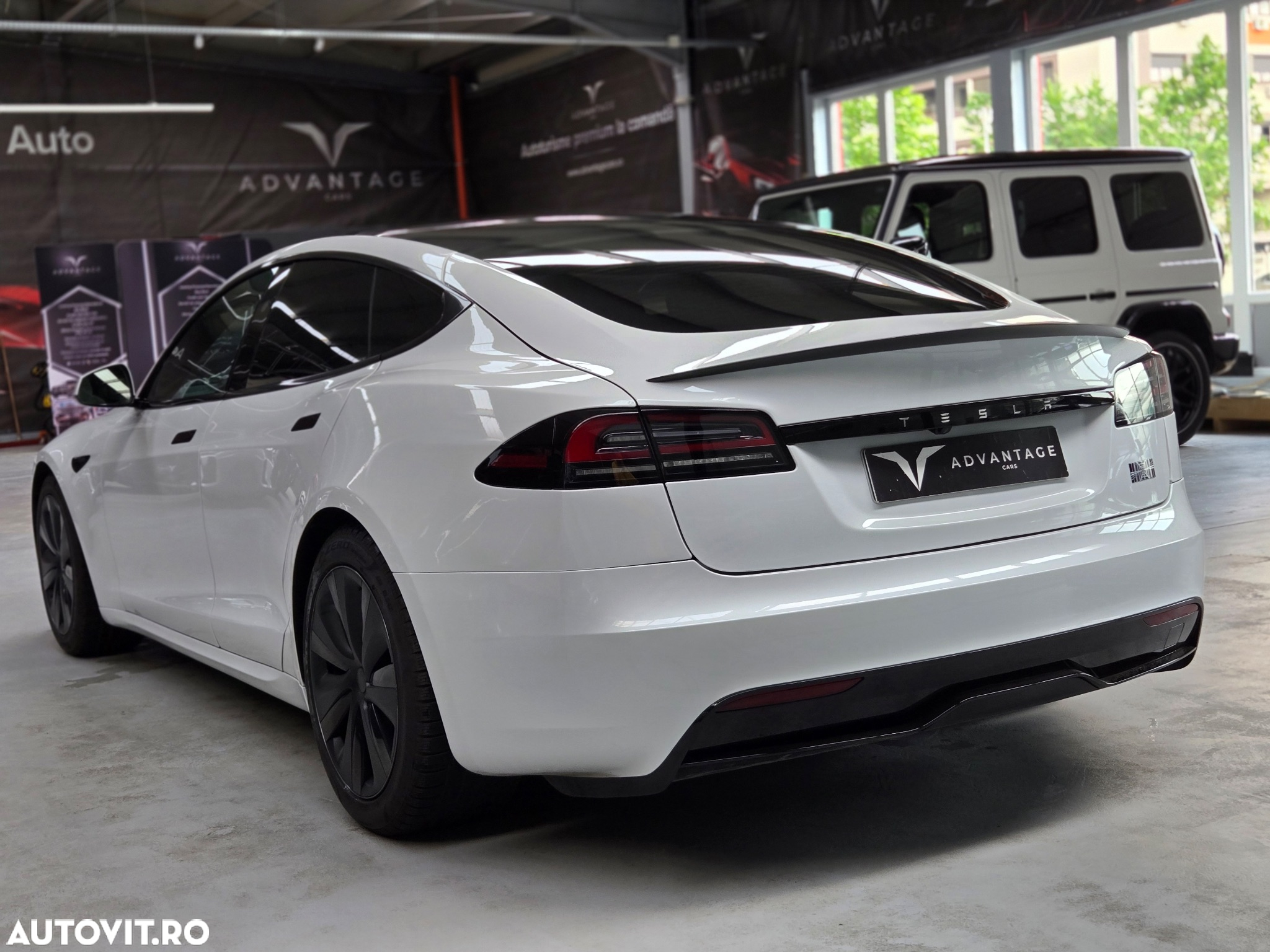 Tesla Model S Plaid - 6