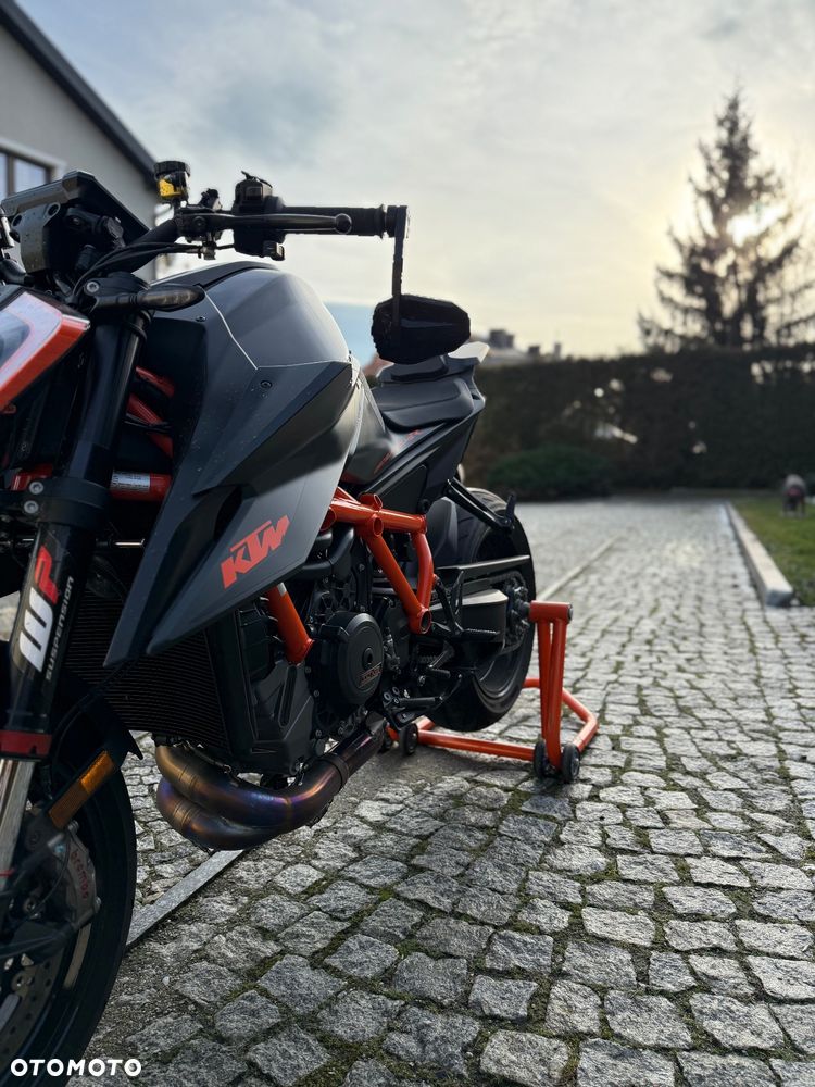 KTM Super Duke - 15