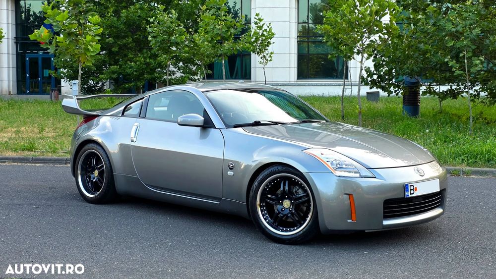 Nissan 350 Z - 2