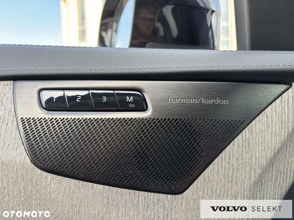 Volvo XC 90 - 21