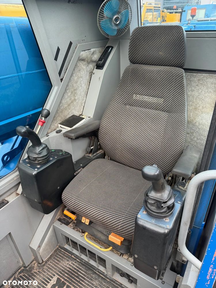 Liebherr LTM 1030 - 12