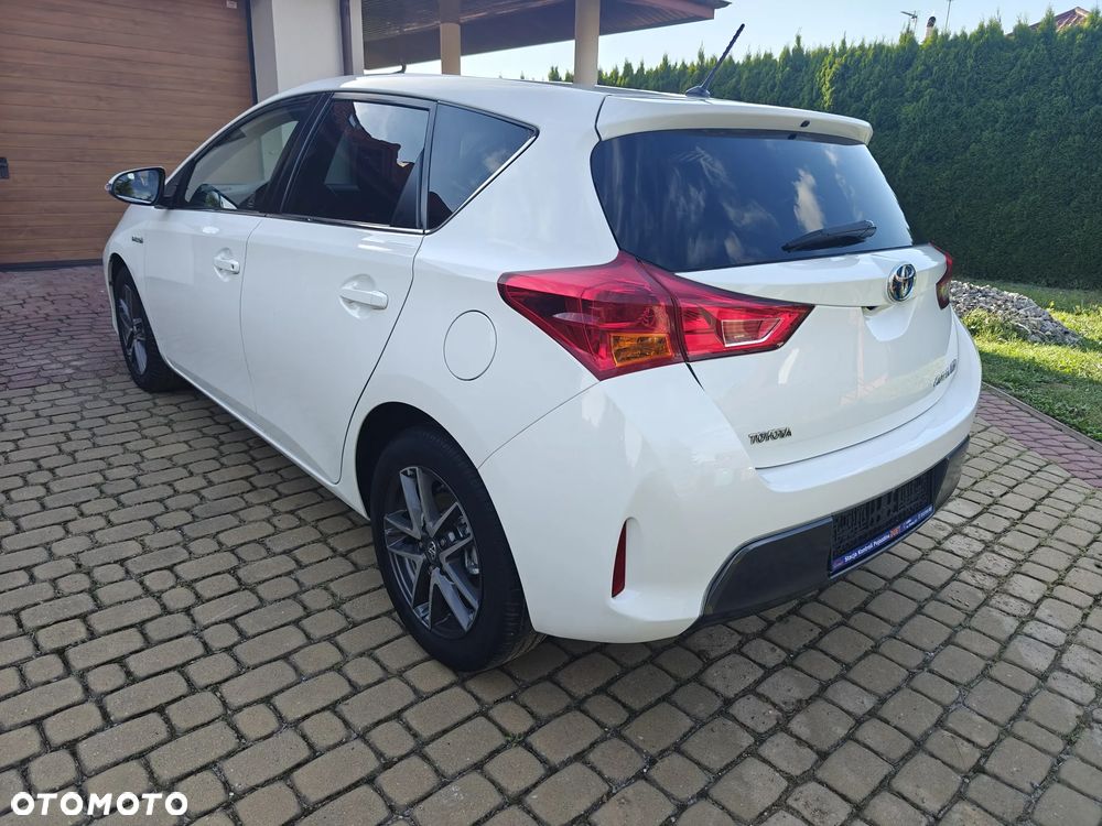 Toyota Auris - 8