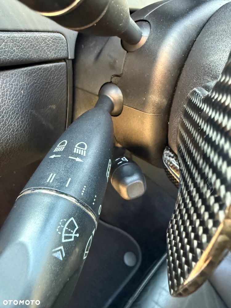 Mercedes-Benz Klasa C 63 AMG 7G-TRONIC SPORT EDITION - 29