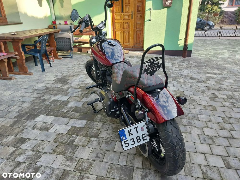 Harley-Davidson Softail Street Bob - 26