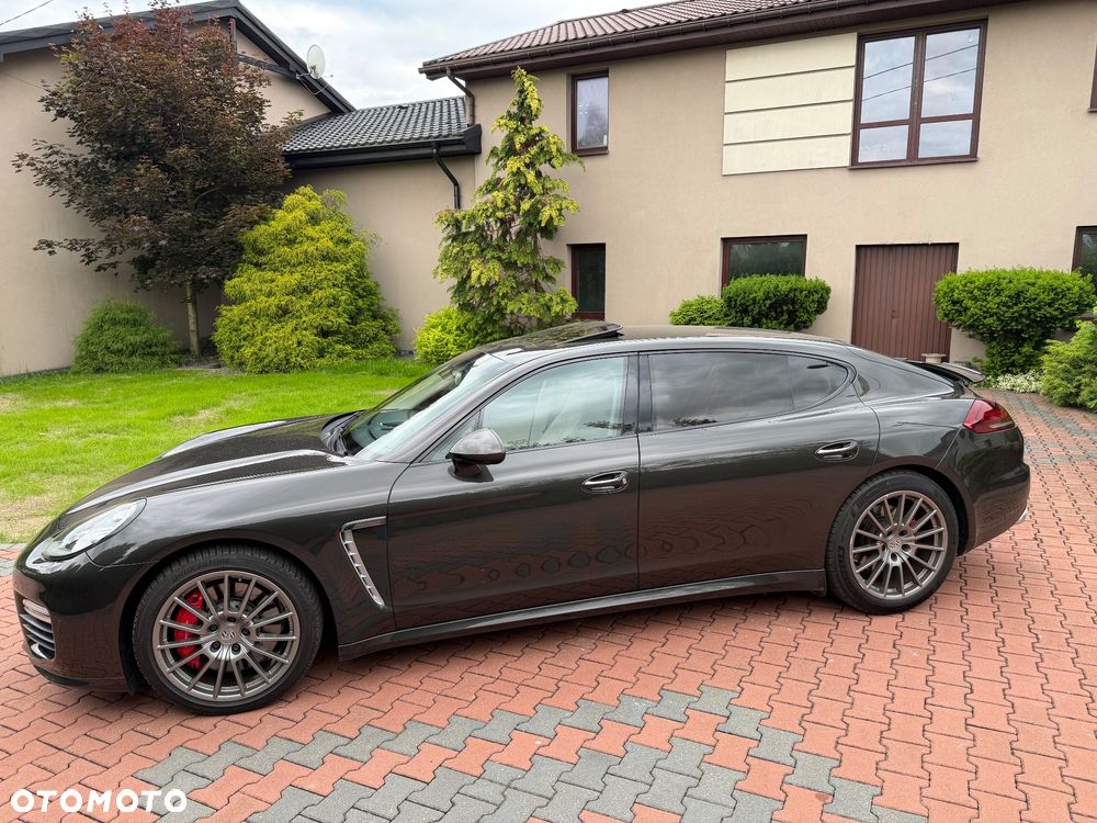 Porsche Panamera Turbo Executive - 4