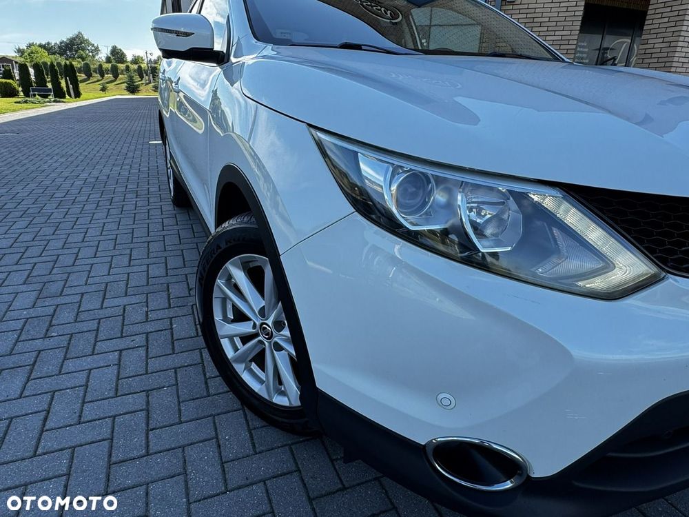 Nissan Qashqai 1.5 dCi TEKNA - 33