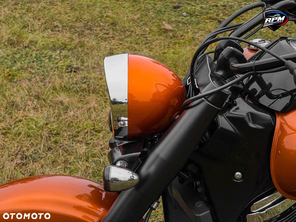 Suzuki Boulevard - 32