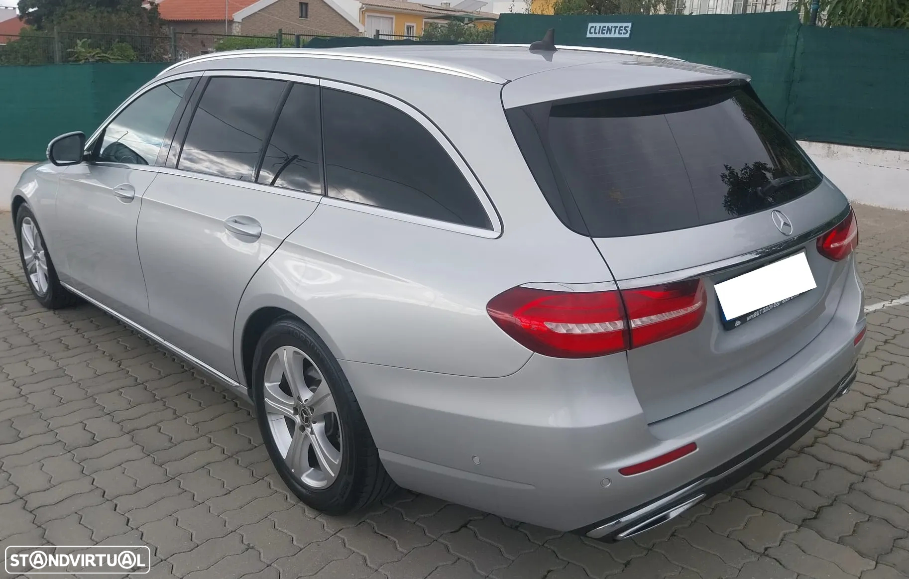 Mercedes-Benz E 220 d T 9G-TRONIC Avantgarde - 5