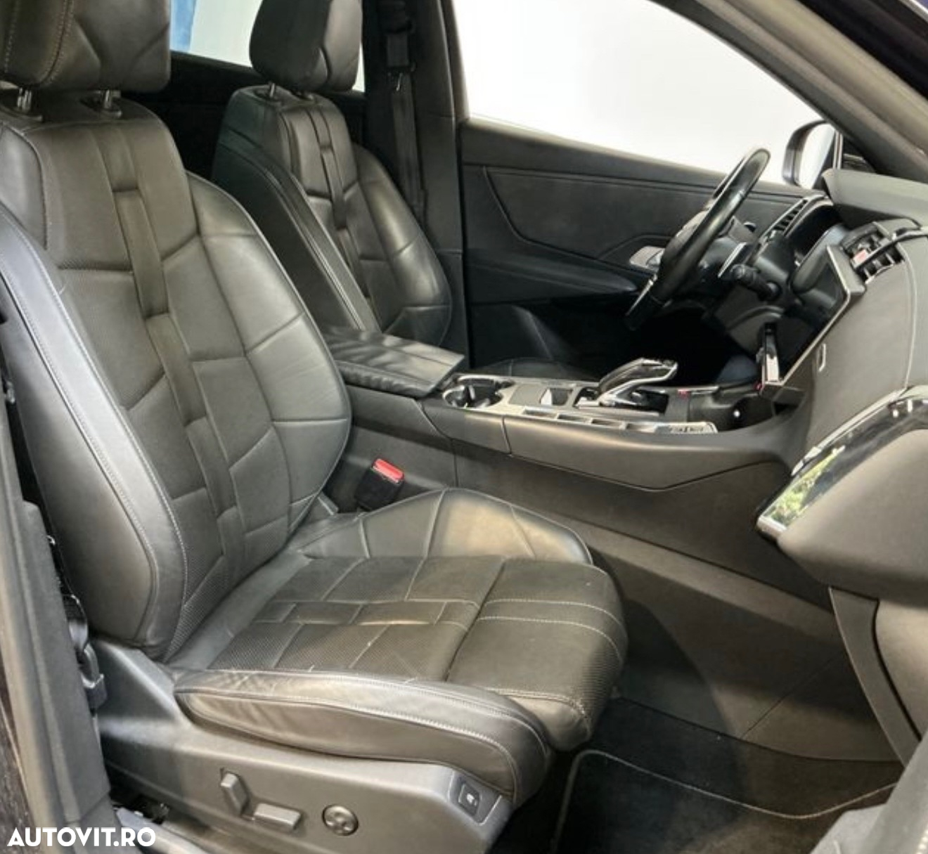 DS Automobiles DS 7 Crossback - 14