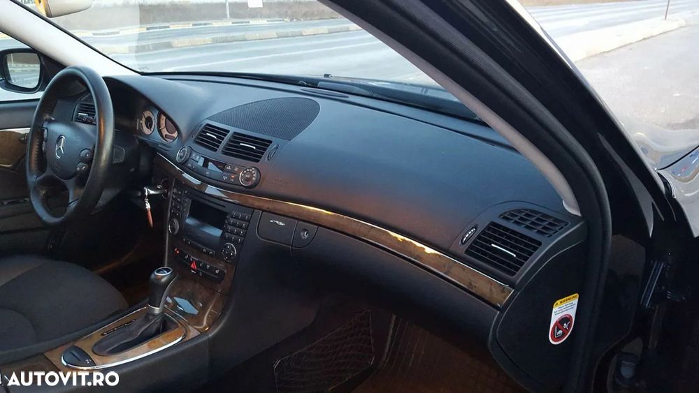 Mercedes-Benz E - 8