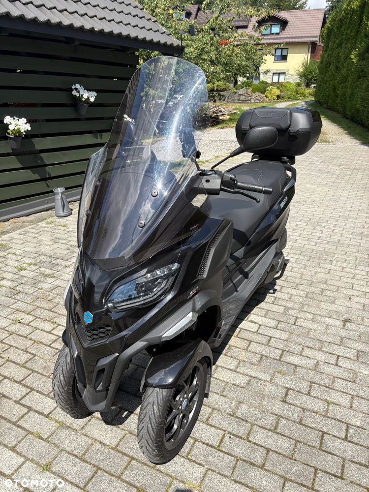 Piaggio MP-3 - 2