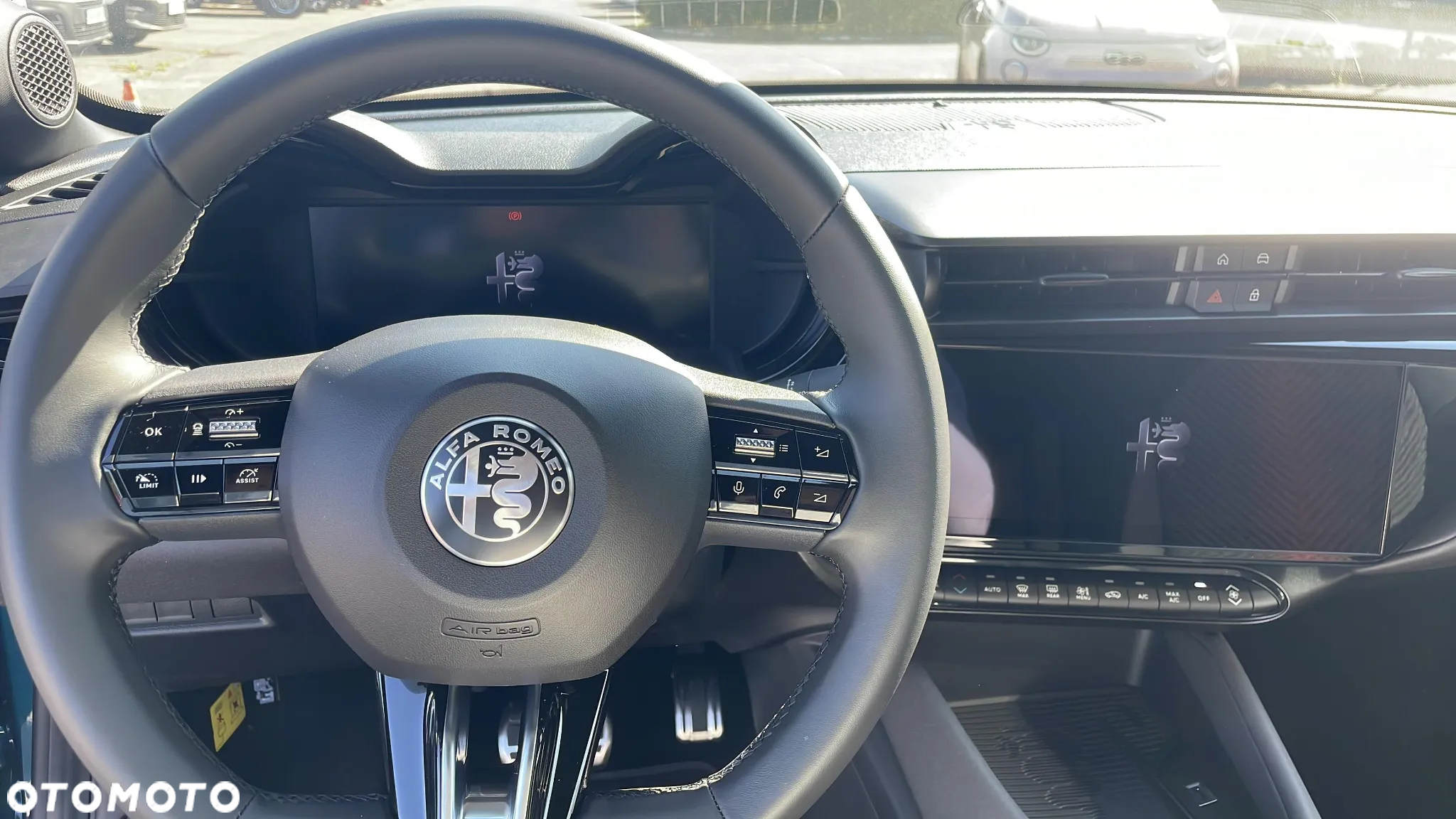 Alfa Romeo Junior 54kWh Elettrica Speciale - 8