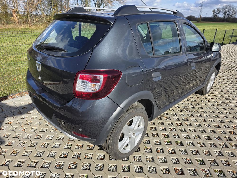 Dacia Sandero Stepway TCe 100 Celebration - 4