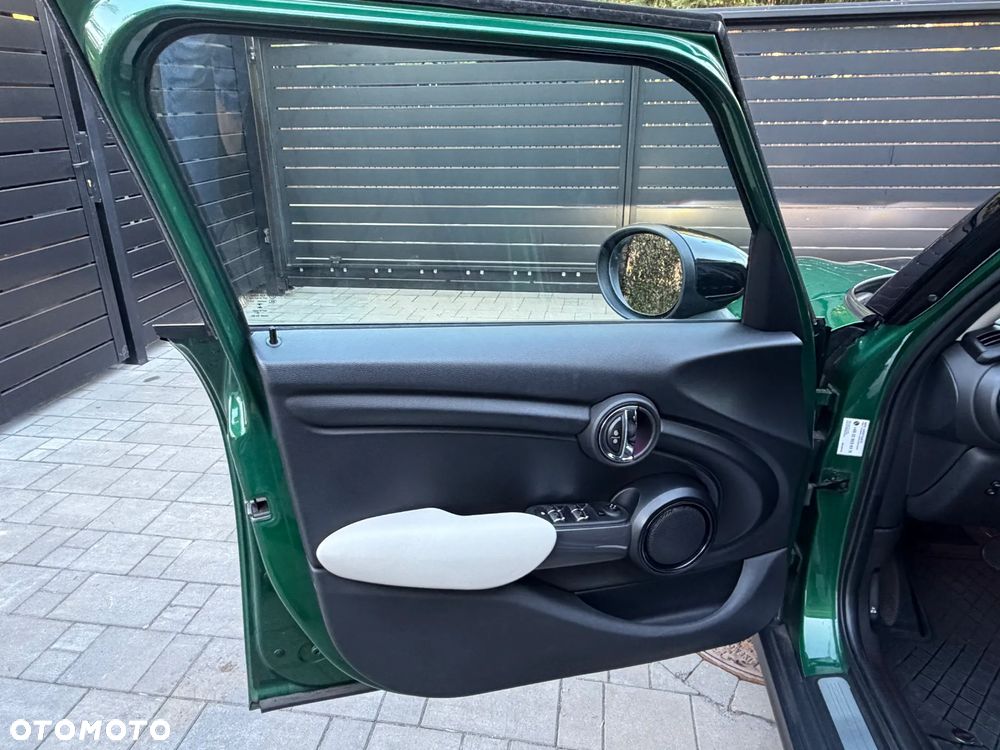MINI Cooper Multitone Edition - 15