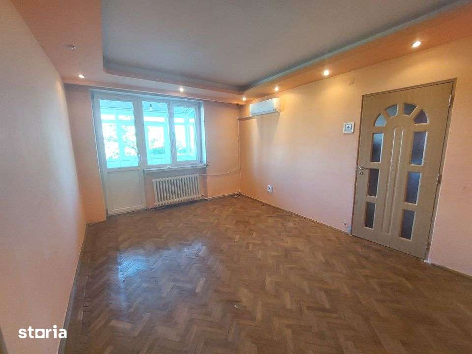 Apartament 3 camere de vanzare – Semidecomandat, Cl. Severinului — fotografia 3