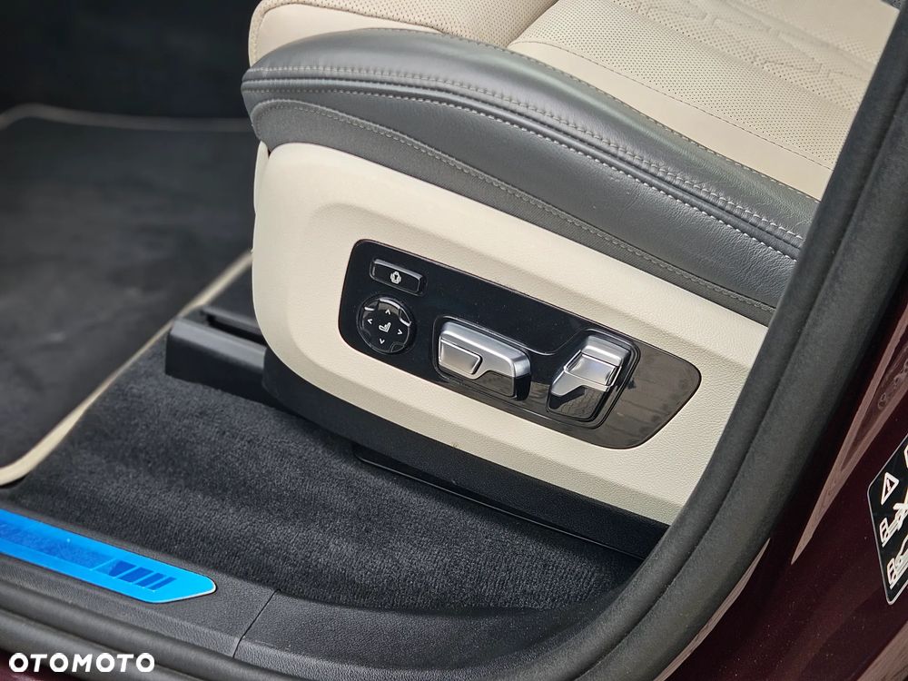 BMW X7 xDrive40d mHEV sport - 23