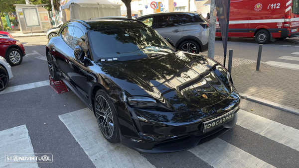 Porsche Taycan Sport Turismo Standard