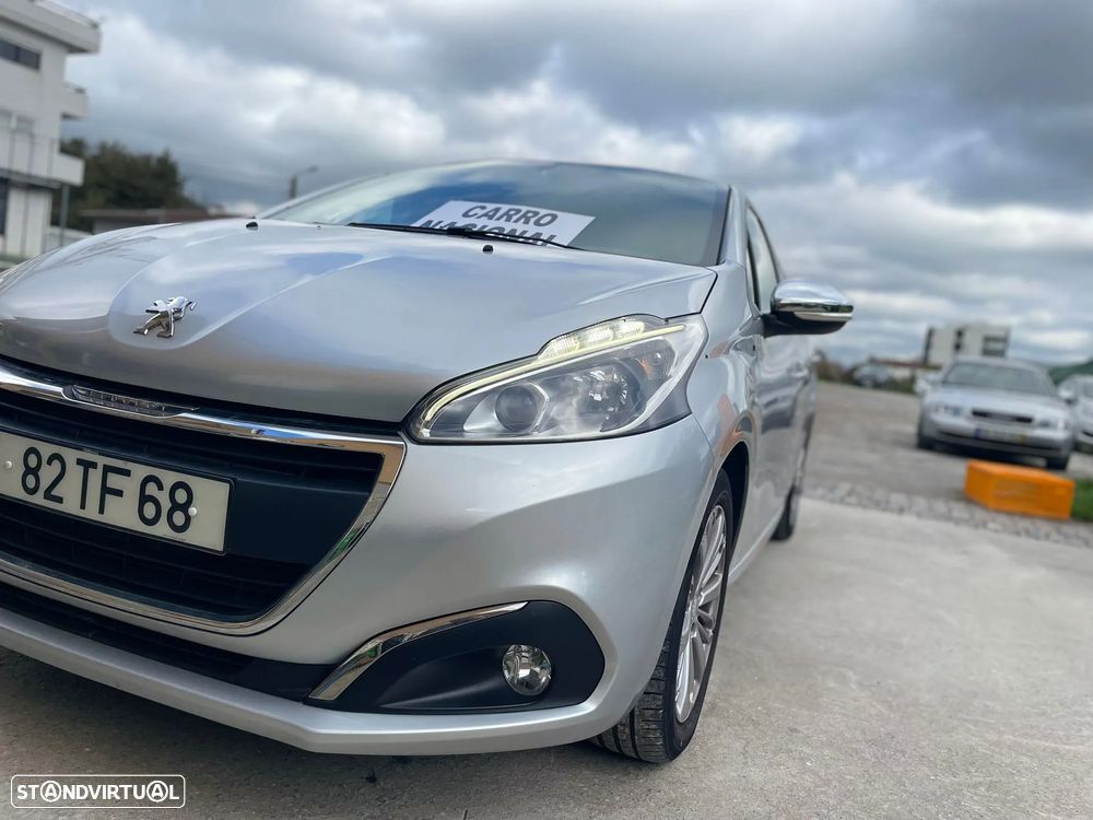 Peugeot 208 1.2 VTi SE Style - 4