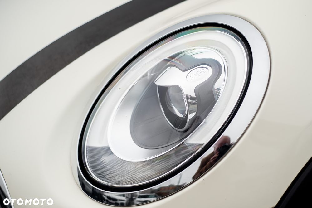 MINI Cooper Standard - 6