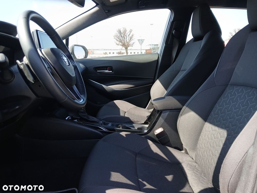 Toyota Corolla 2.0 Hybrid Comfort - 15