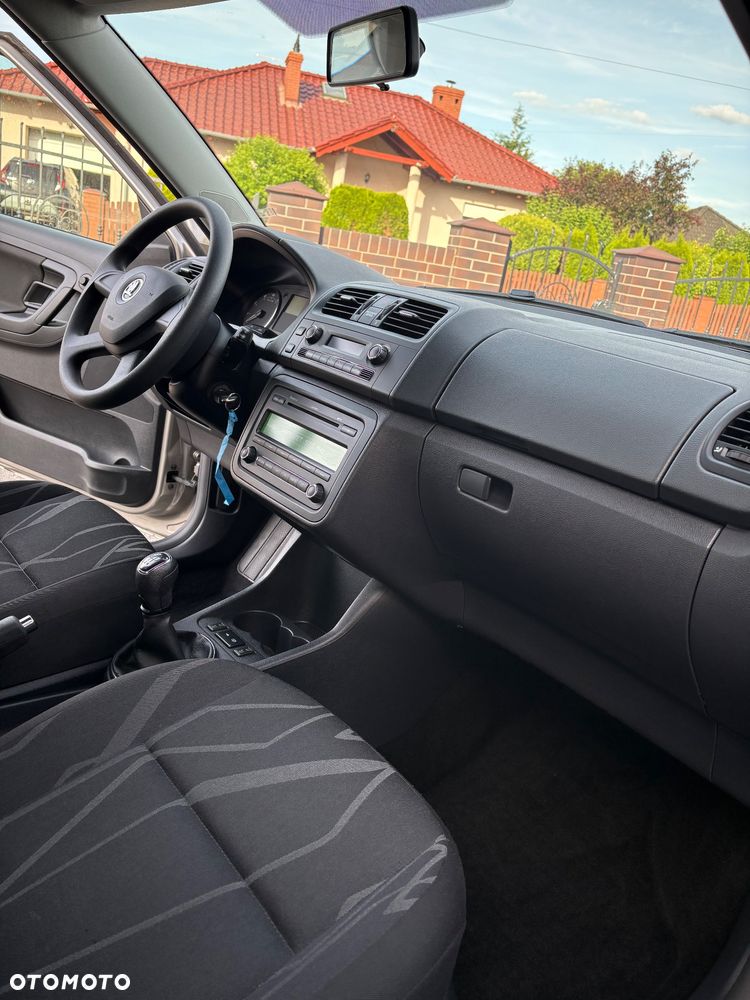 Skoda Fabia 1.4 16V STYLE Edition - 23