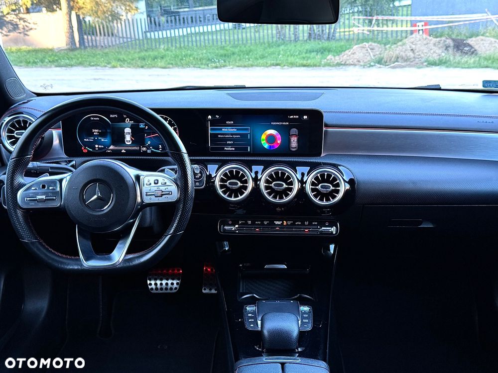 Mercedes-Benz CLA 200 AMG Line 7G-DCT - 18