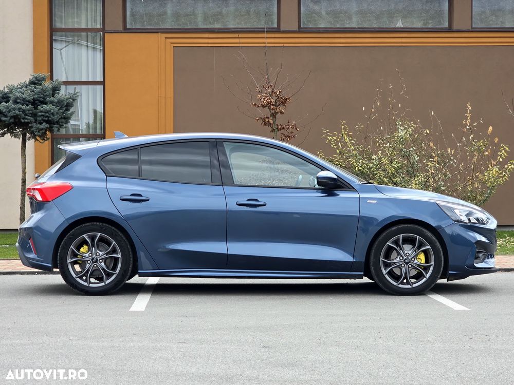 Ford Focus 1.0 EcoBoost Hybrid ST-LINE DESIGN - 18