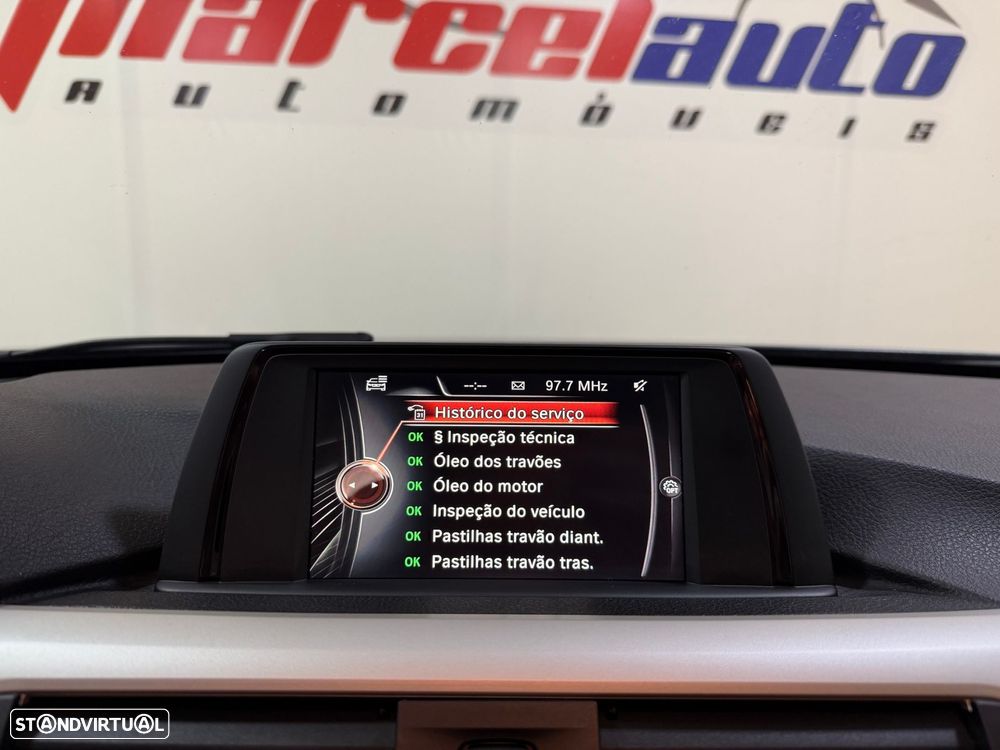 BMW 316 d Line Sport - 33