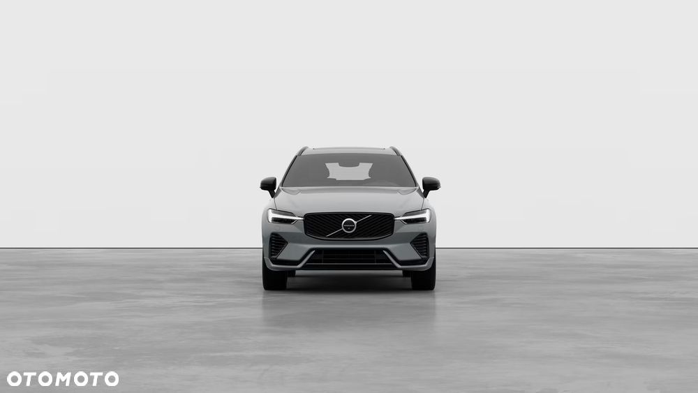 Volvo XC 60 T6 Plug-In Hybrid AWD Ultra Dark - 3