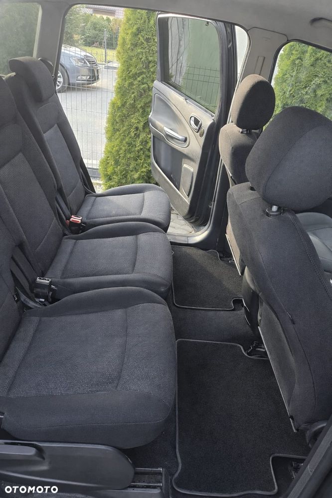 Ford S-Max 2.0 Ambiente - 11