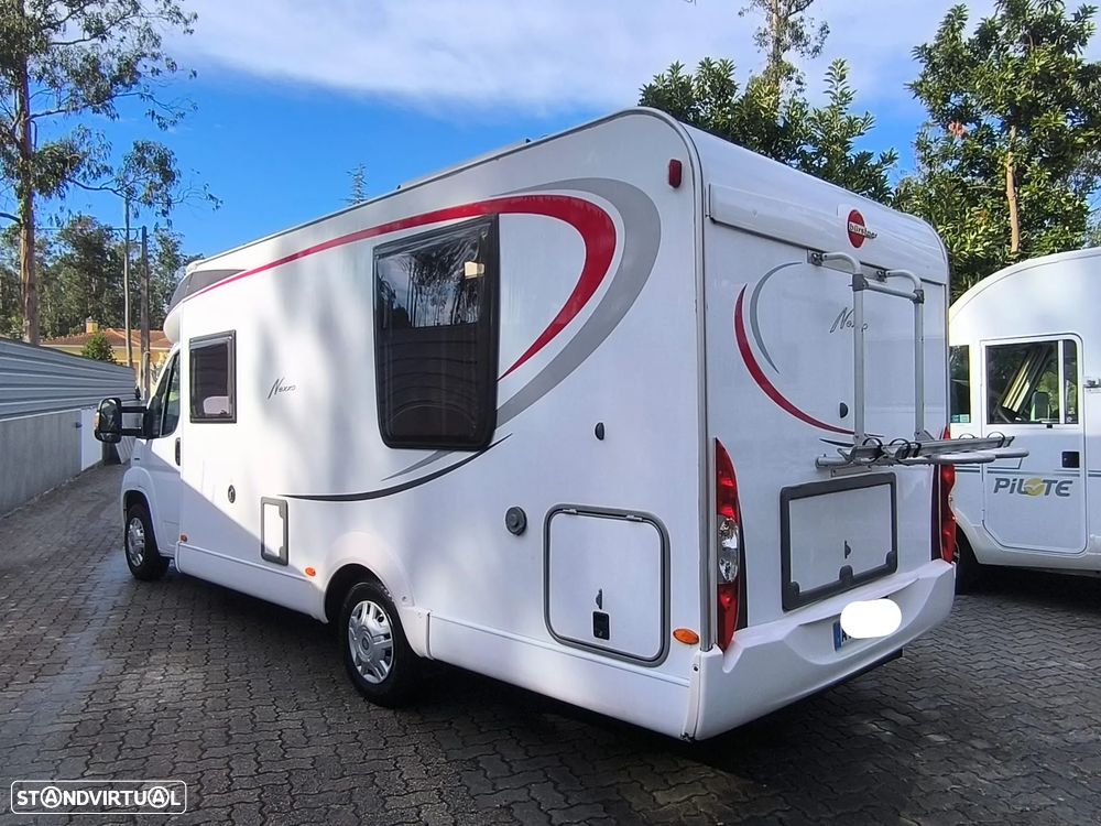 Burstner Nexxo Cama central apenas 6.8M - 5