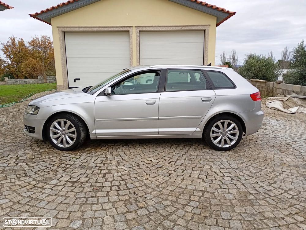 Audi A3 Sportback 1.6 TDI Attraction - 2