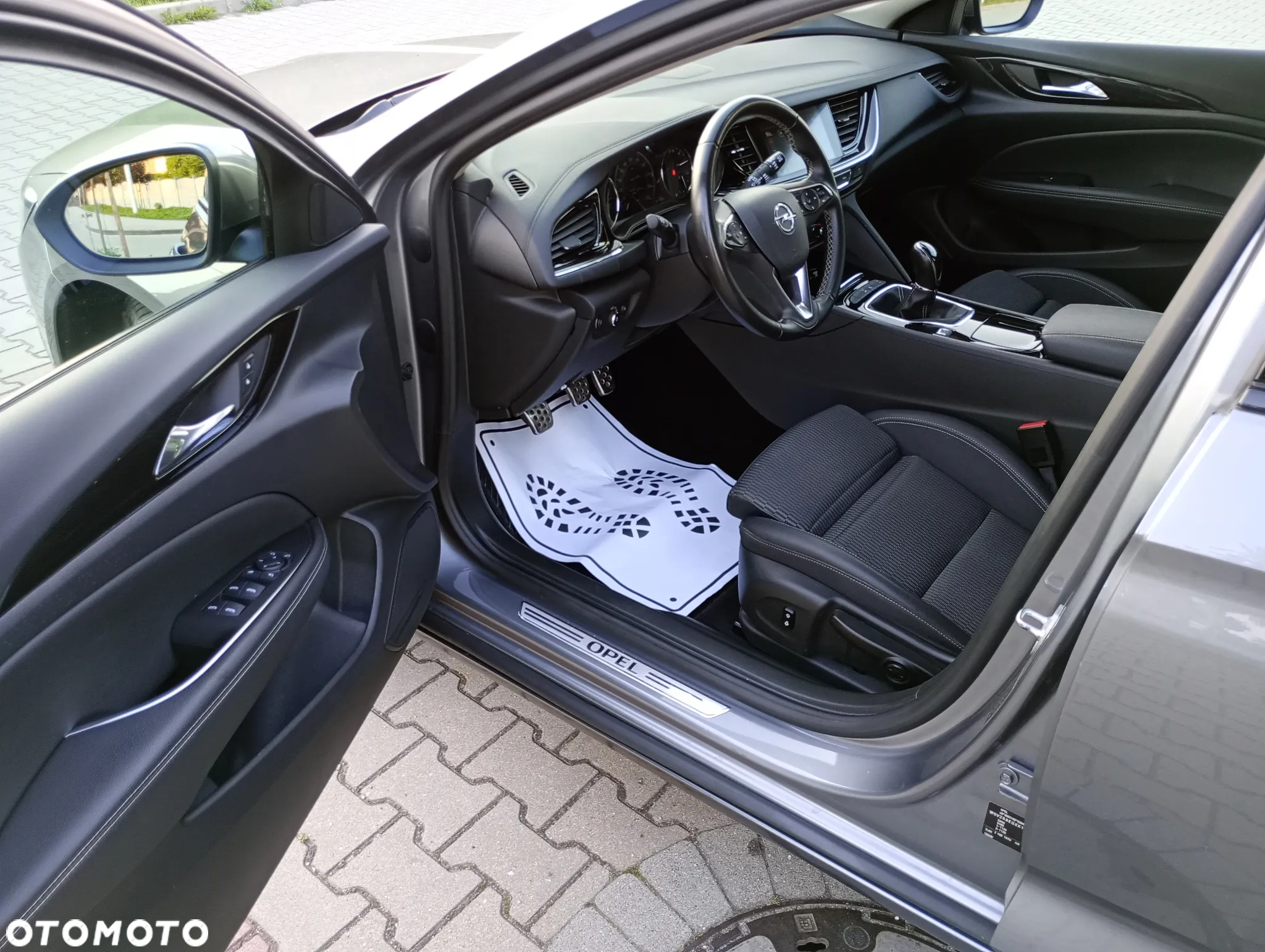 Opel Insignia 2.0 CDTI Innovation S&S - 18