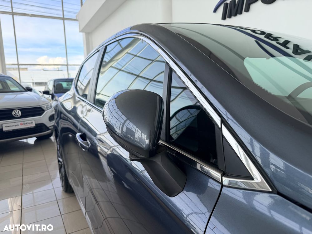 Renault Clio TCe 100 INTENS - 32