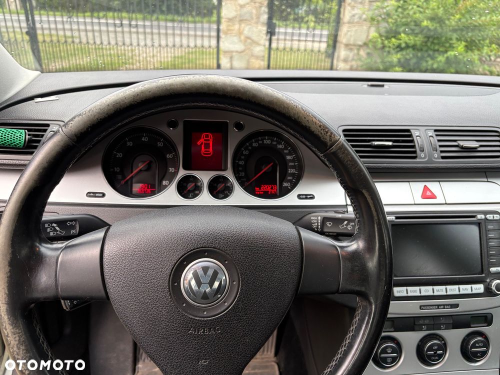 Volkswagen Passat 2.0 FSI Comfortline - 10