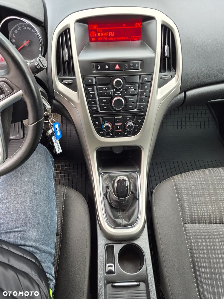 Opel Astra 1.4 T Enjoy - 14