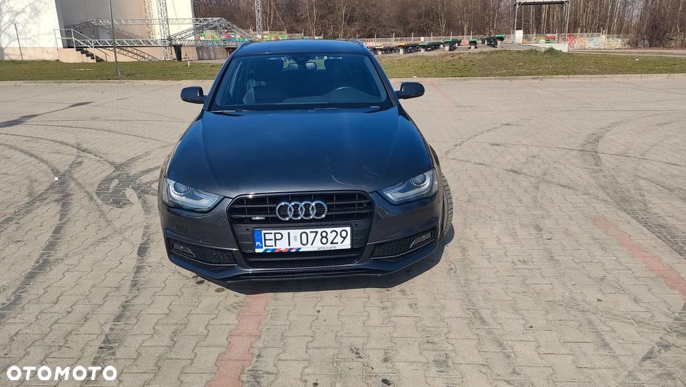 Audi A4 Avant 2.0 TDI DPF clean diesel quattro S tronic S line Sportpaket - 5