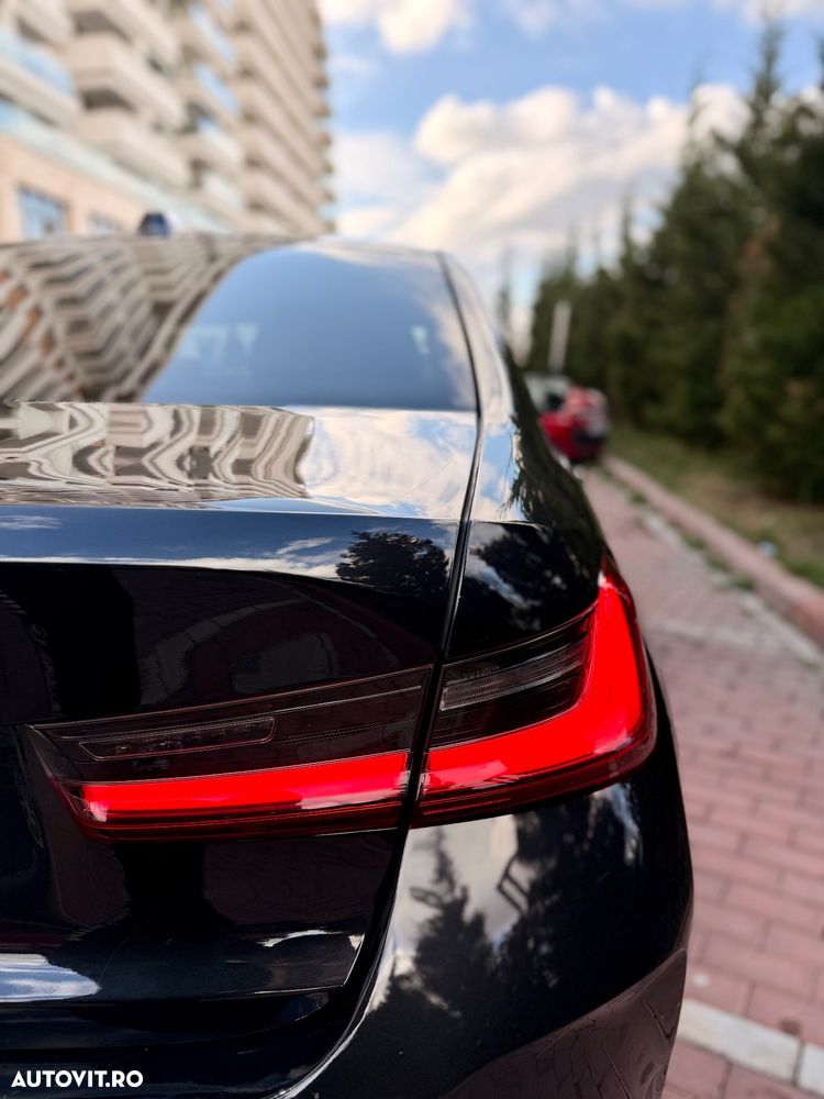 BMW Seria 3 318d Aut. - 9