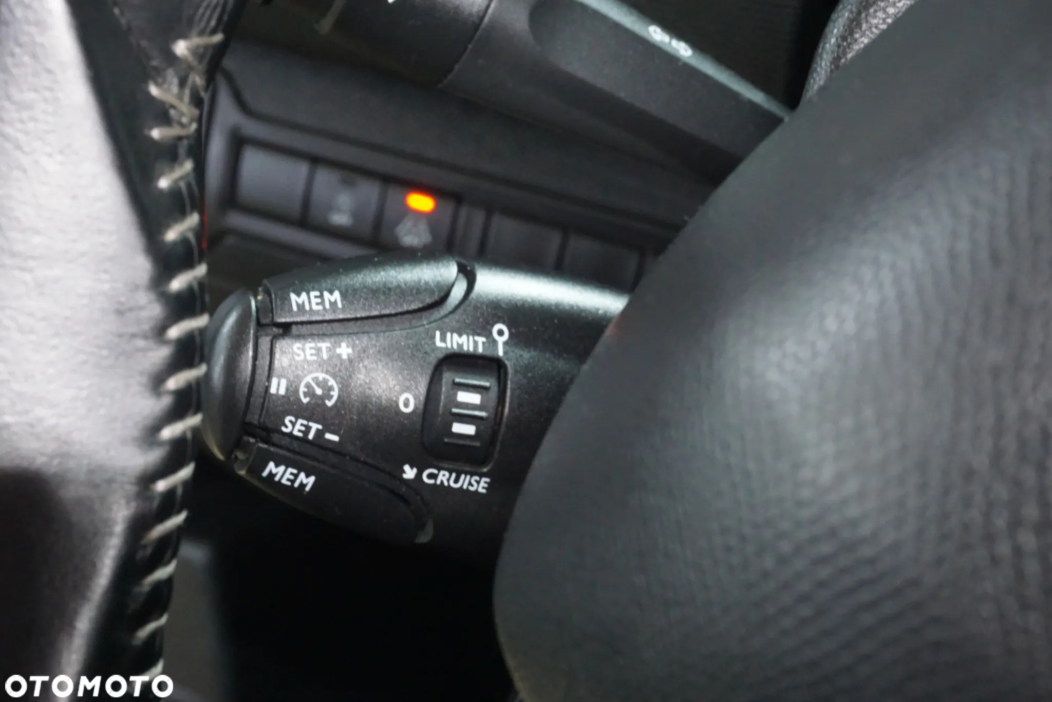 Peugeot 308 1.5 BlueHDi Active S&S - 32