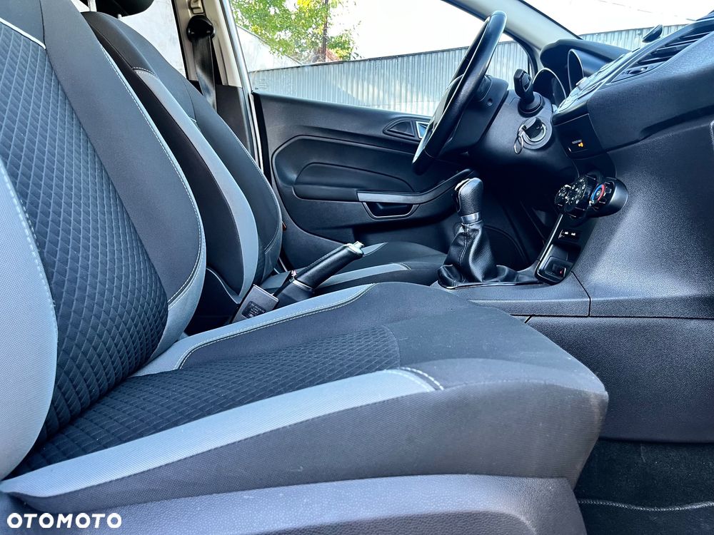 Ford Fiesta 1.25 Champions Edition - 10