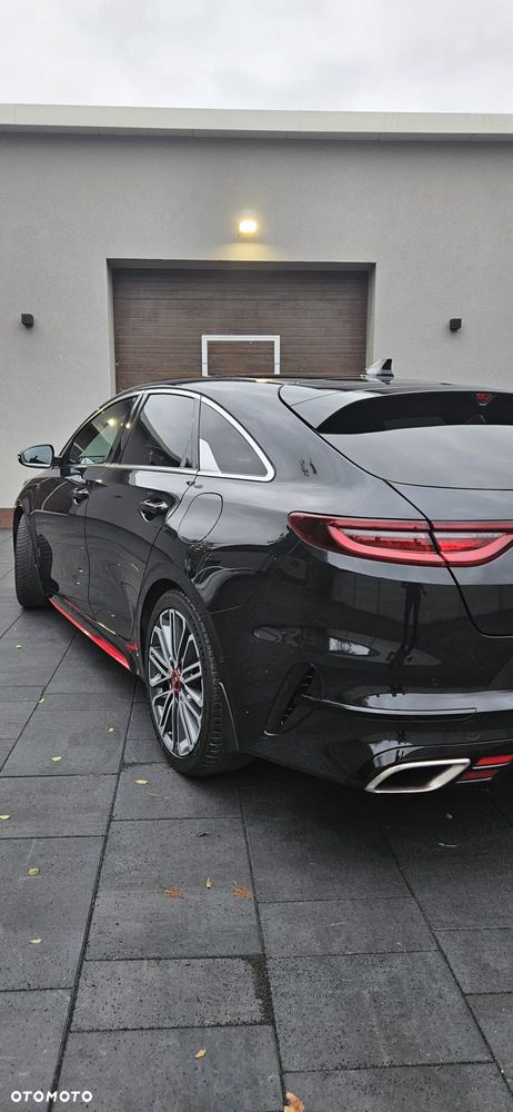 Kia ProCeed - 2