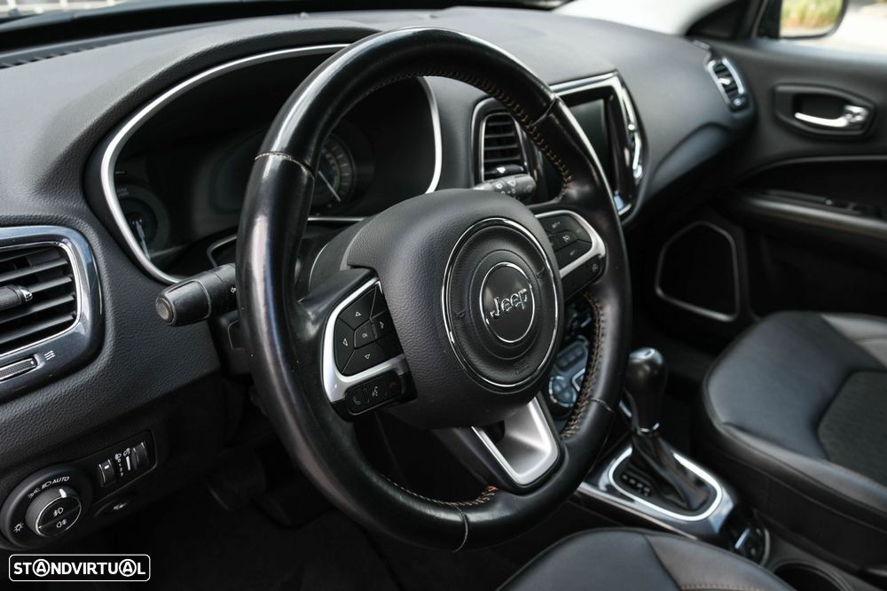 Jeep Compass 1.3 TG Limited - 17