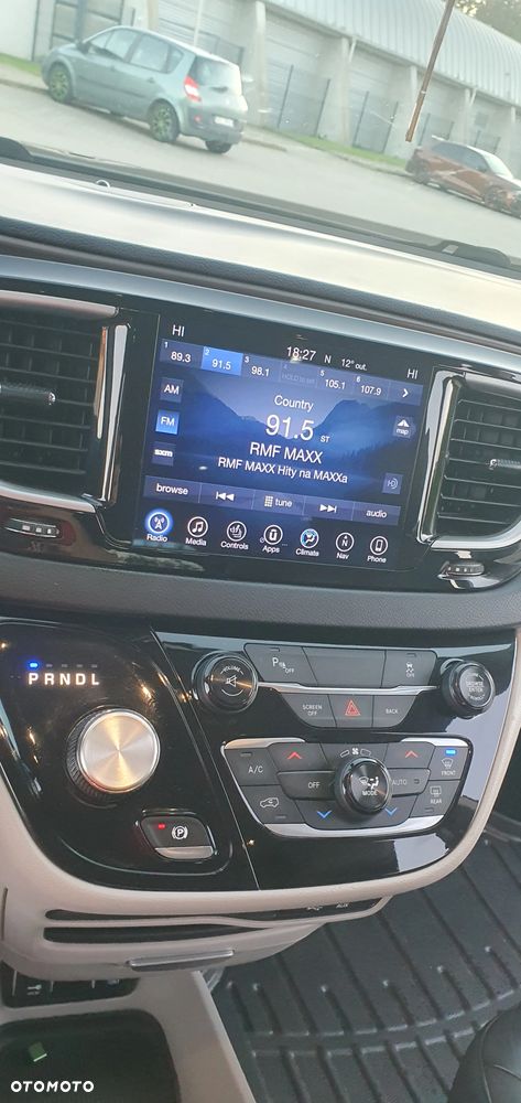 Chrysler Pacifica - 14