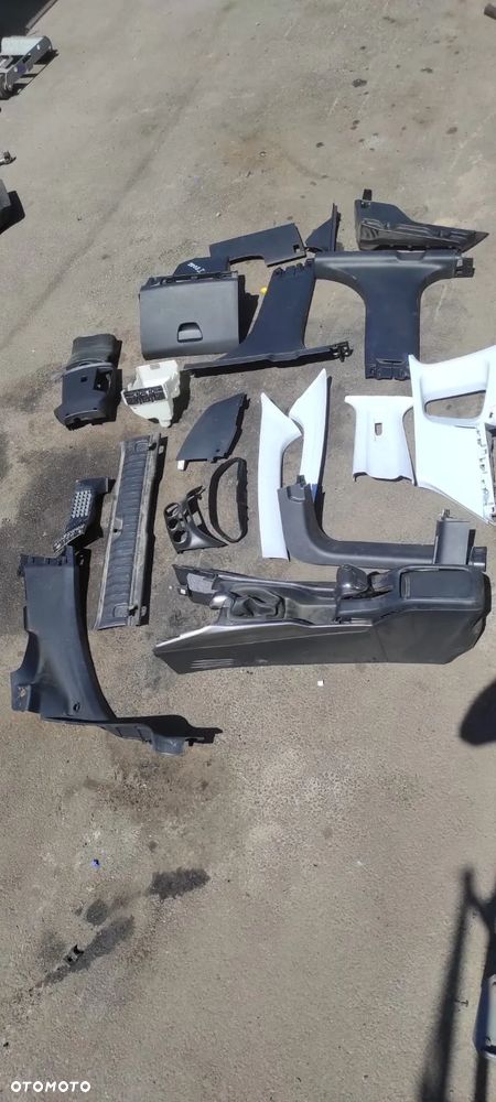 Osłony Plastiki Listwy Wnętrza Peugeot 2008 I - 1