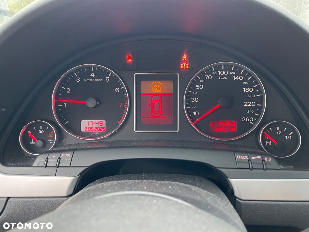 Audi A4 Avant 1.8 T - 14