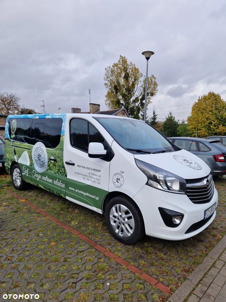 Opel Vivaro - 1