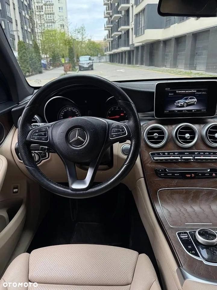 Mercedes-Benz GLC 300 4-Matic - 5